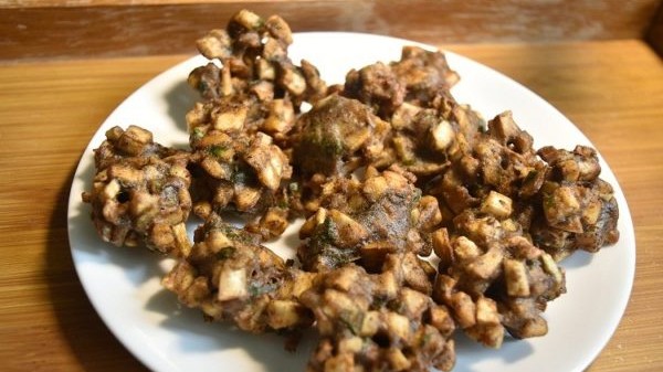 Kuttu ki tasty Pakori