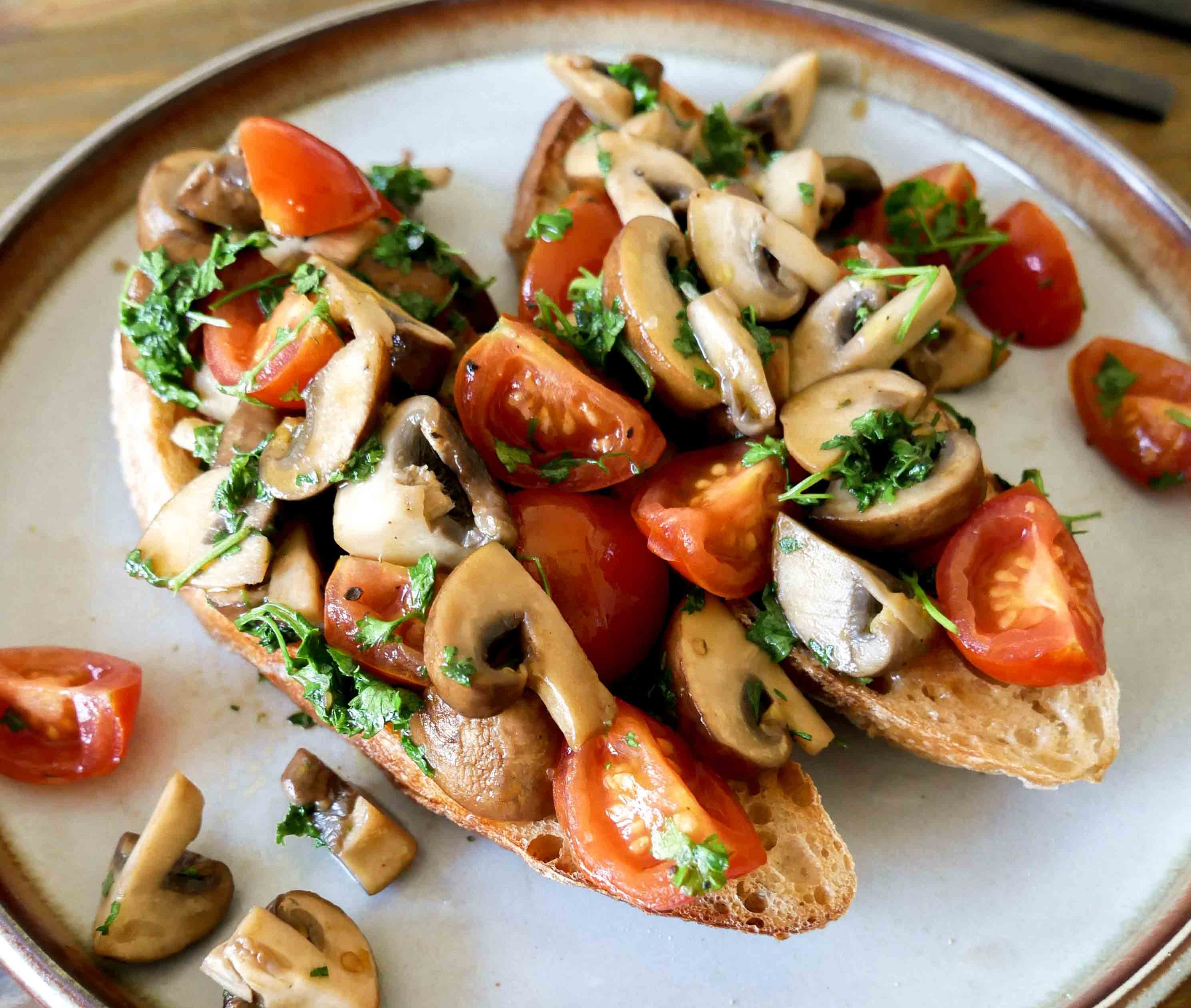 Bruschetta with tomato and mushroom