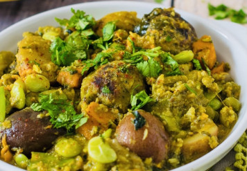 Gujarati Undhiyu