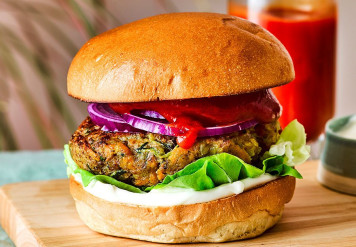 Cheesy Veggie Burger