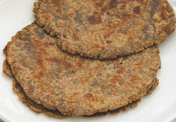 Kuttu Ke Parathe